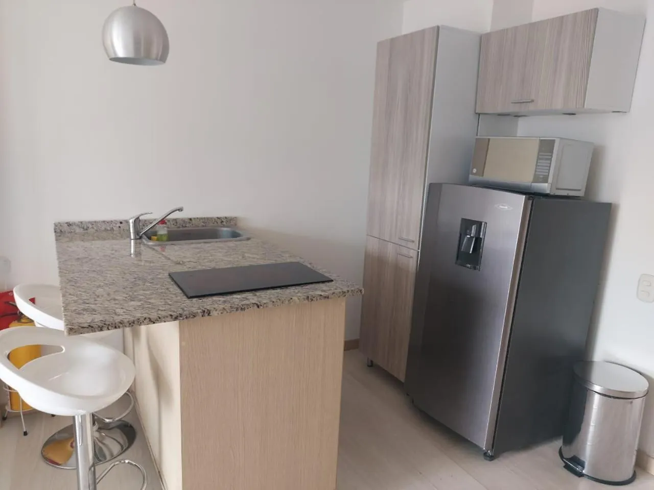 Διαμέρισμα Lovely One Bedroom Condo In Beautiful Laureles Μεντεγίν Κολομβία